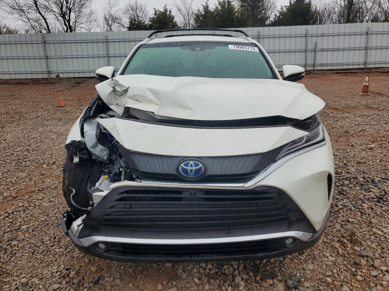2022 TOYOTA VENZA LIMITED photo 5