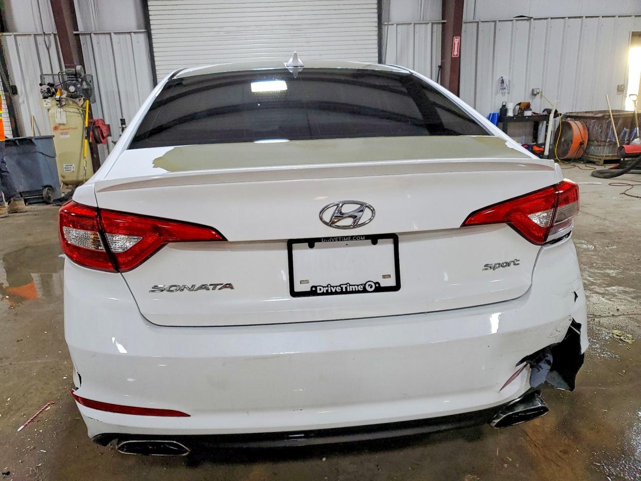 2017 HYUNDAI SONATA SPORT photo 11