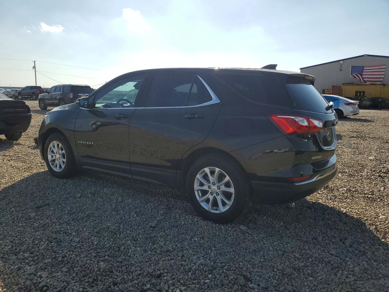 2019 CHEVROLET EQUINOX LT photo 3