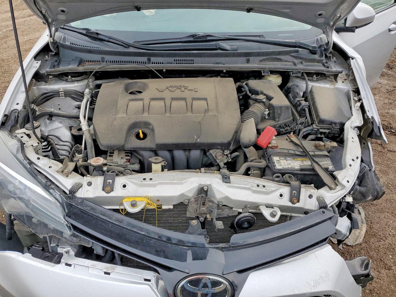 2018 TOYOTA COROLLA LE photo 11