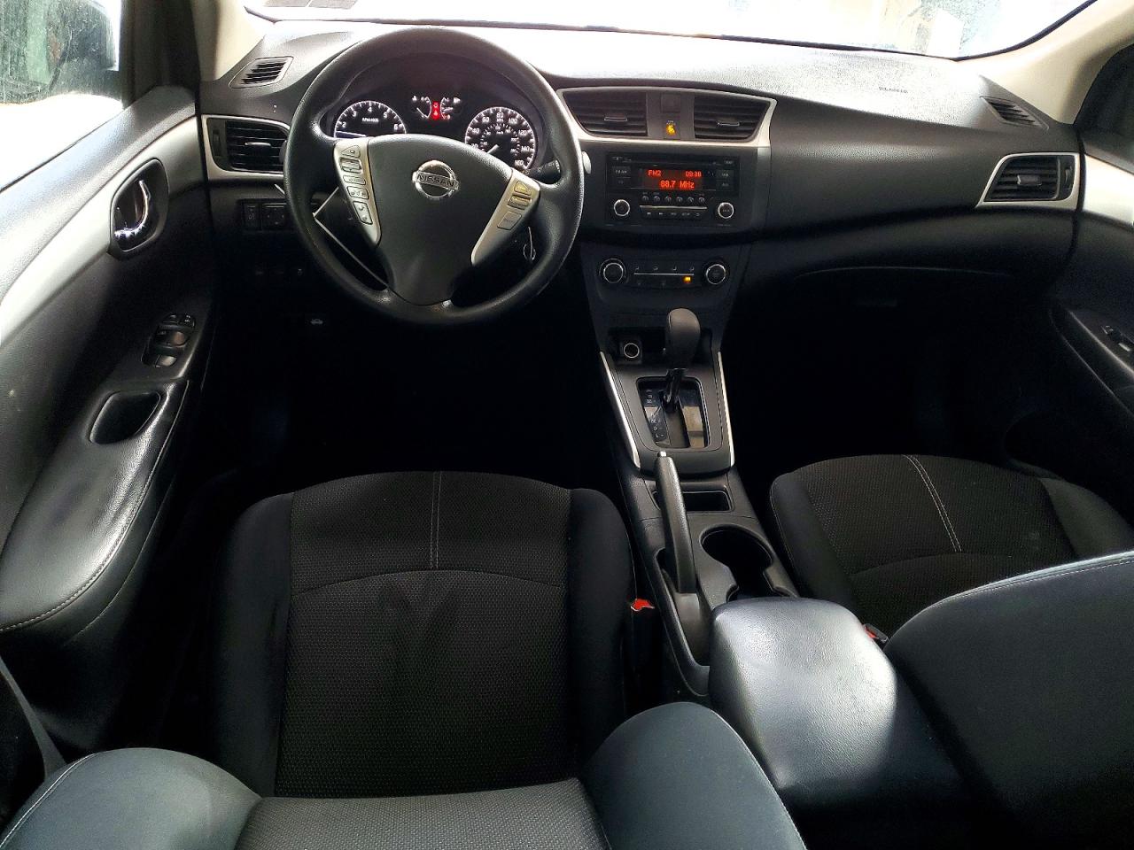 2017 NISSAN SENTRA S photo 8