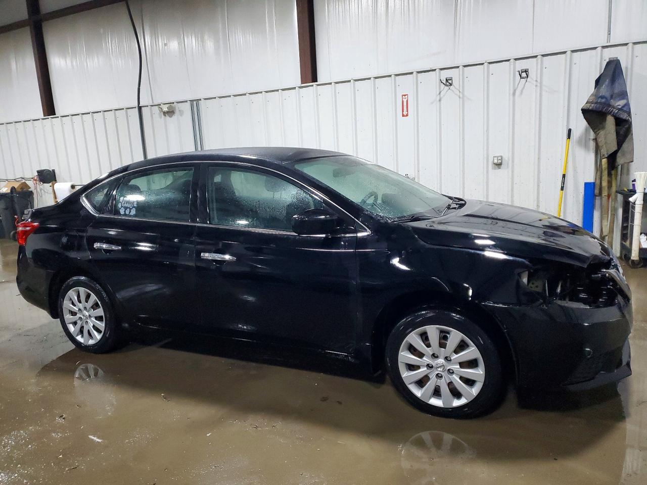 2017 NISSAN SENTRA S photo 4