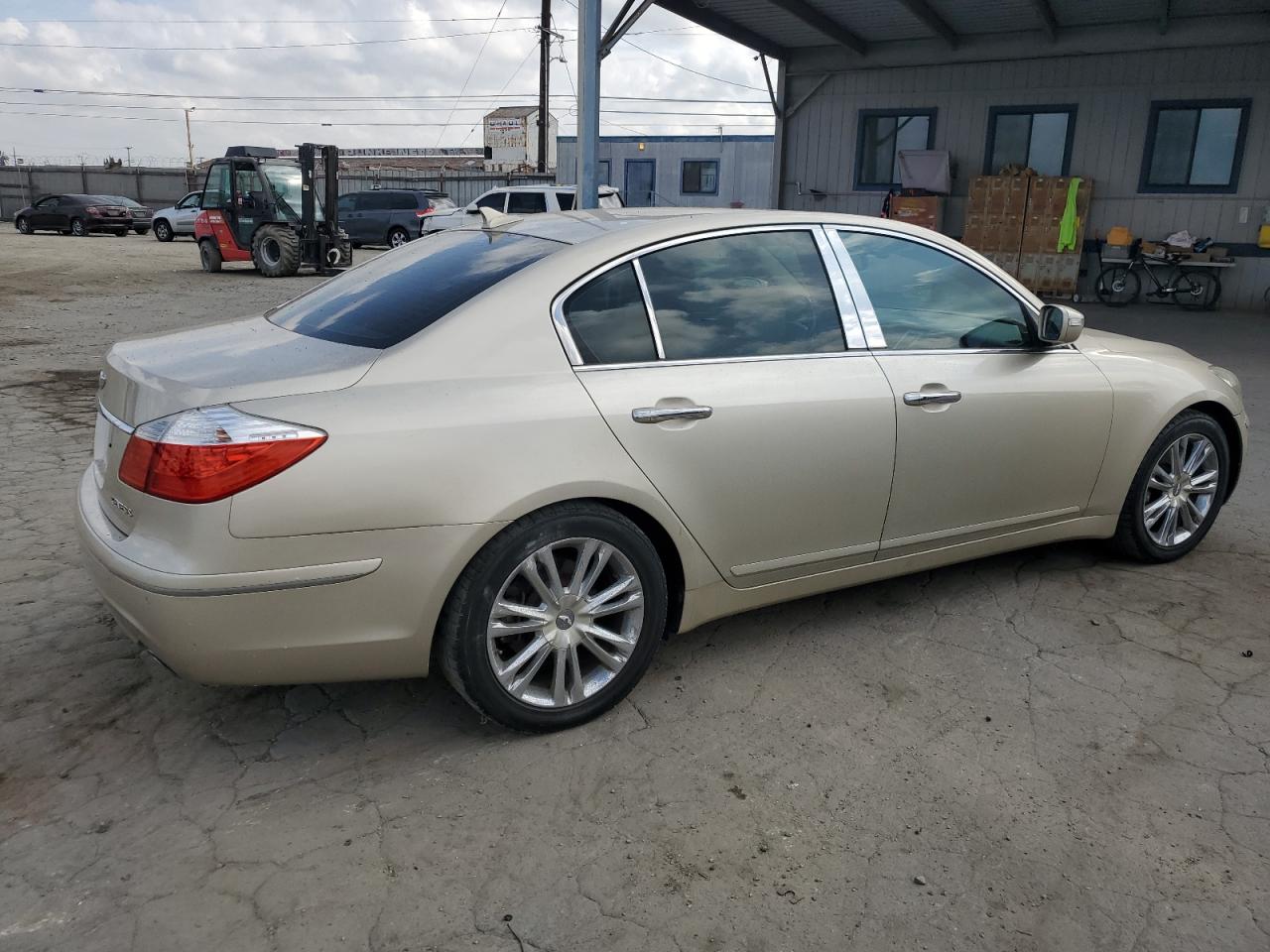 2009 HYUNDAI GENESIS 3.8L photo 3