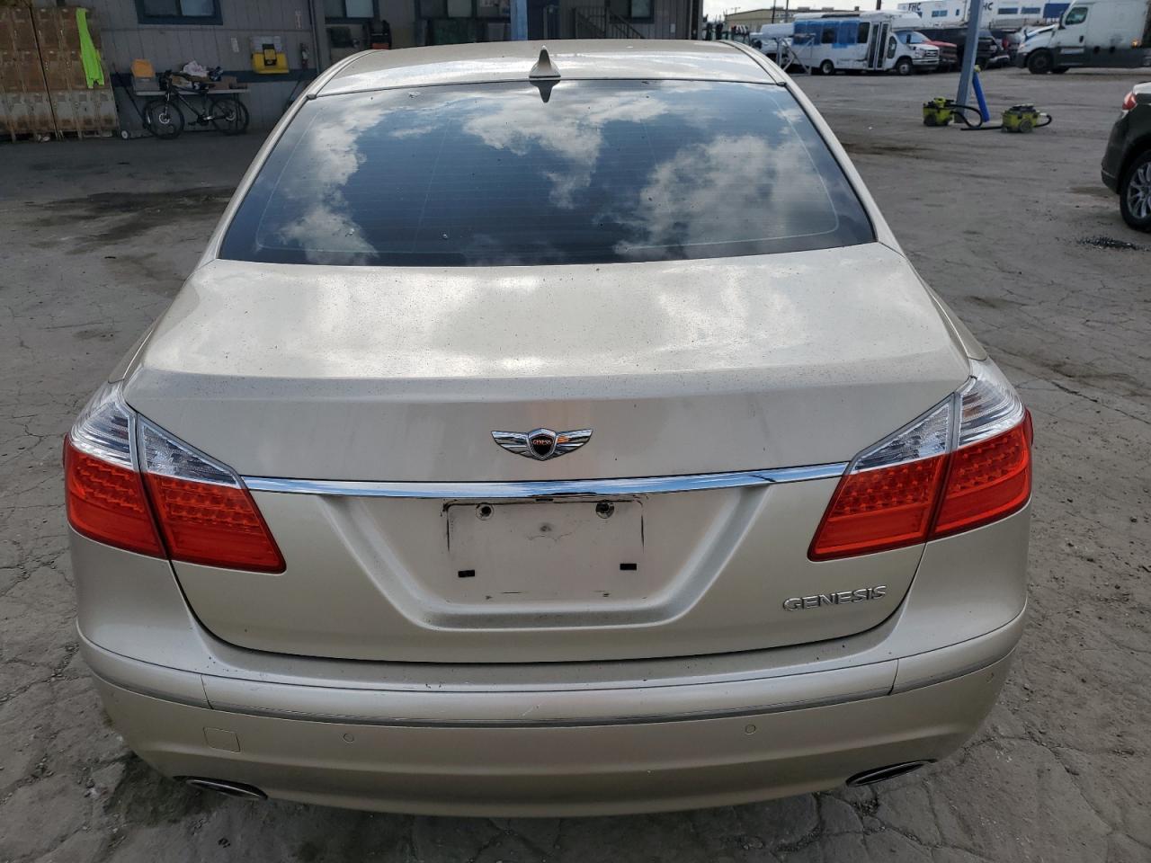 2009 HYUNDAI GENESIS 3.8L photo 6