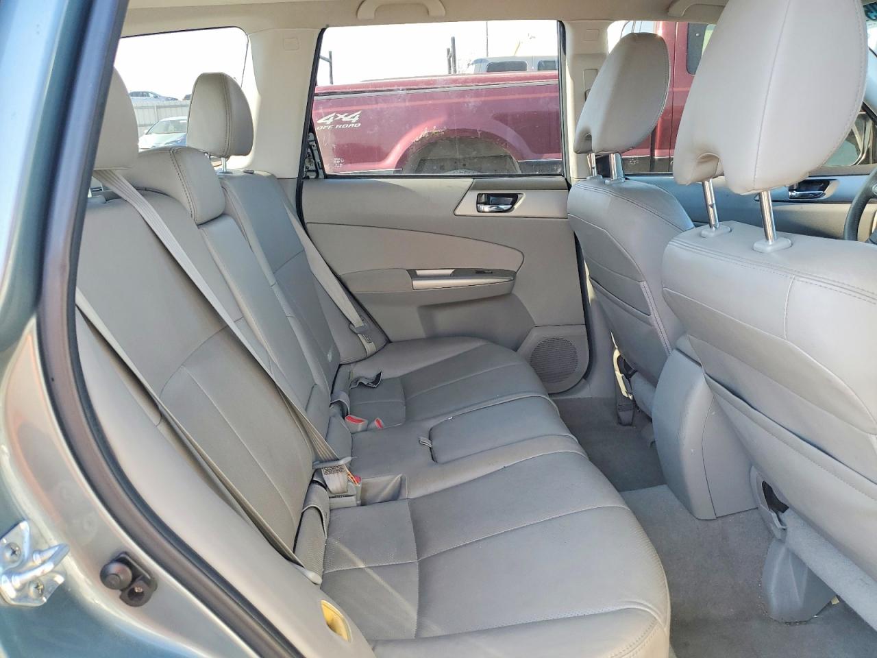 2009 SUBARU FORESTER photo 21