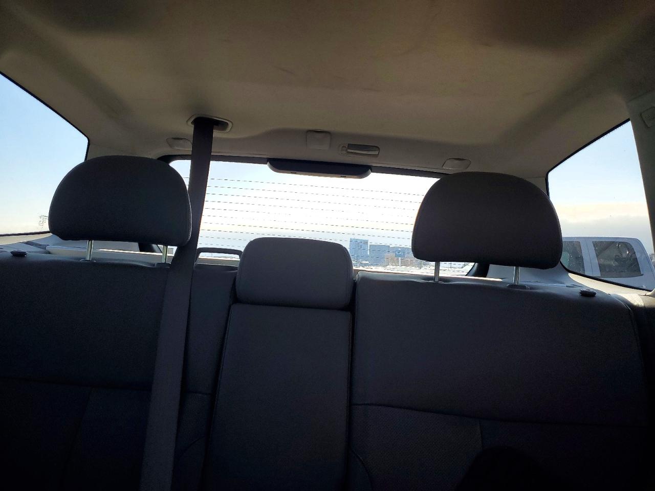 2009 SUBARU FORESTER photo 19