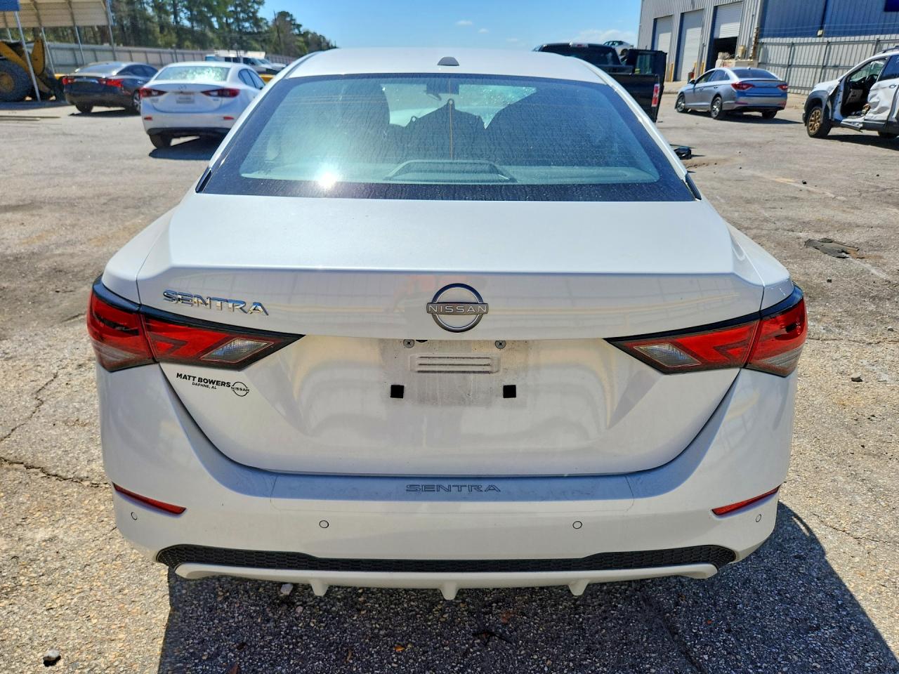 2025 NISSAN SENTRA photo 6