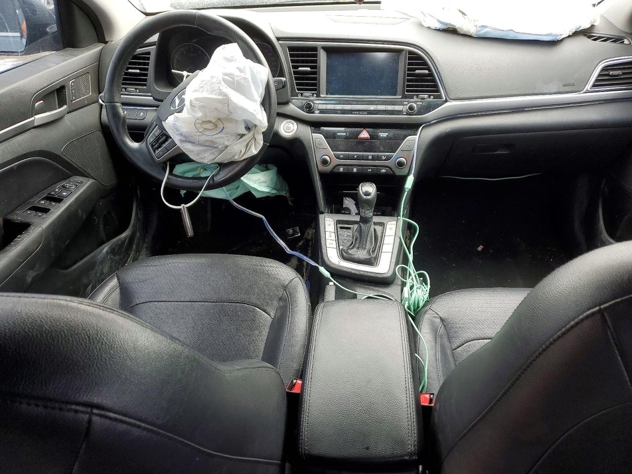 2017 HYUNDAI ELANTRA SE photo 15