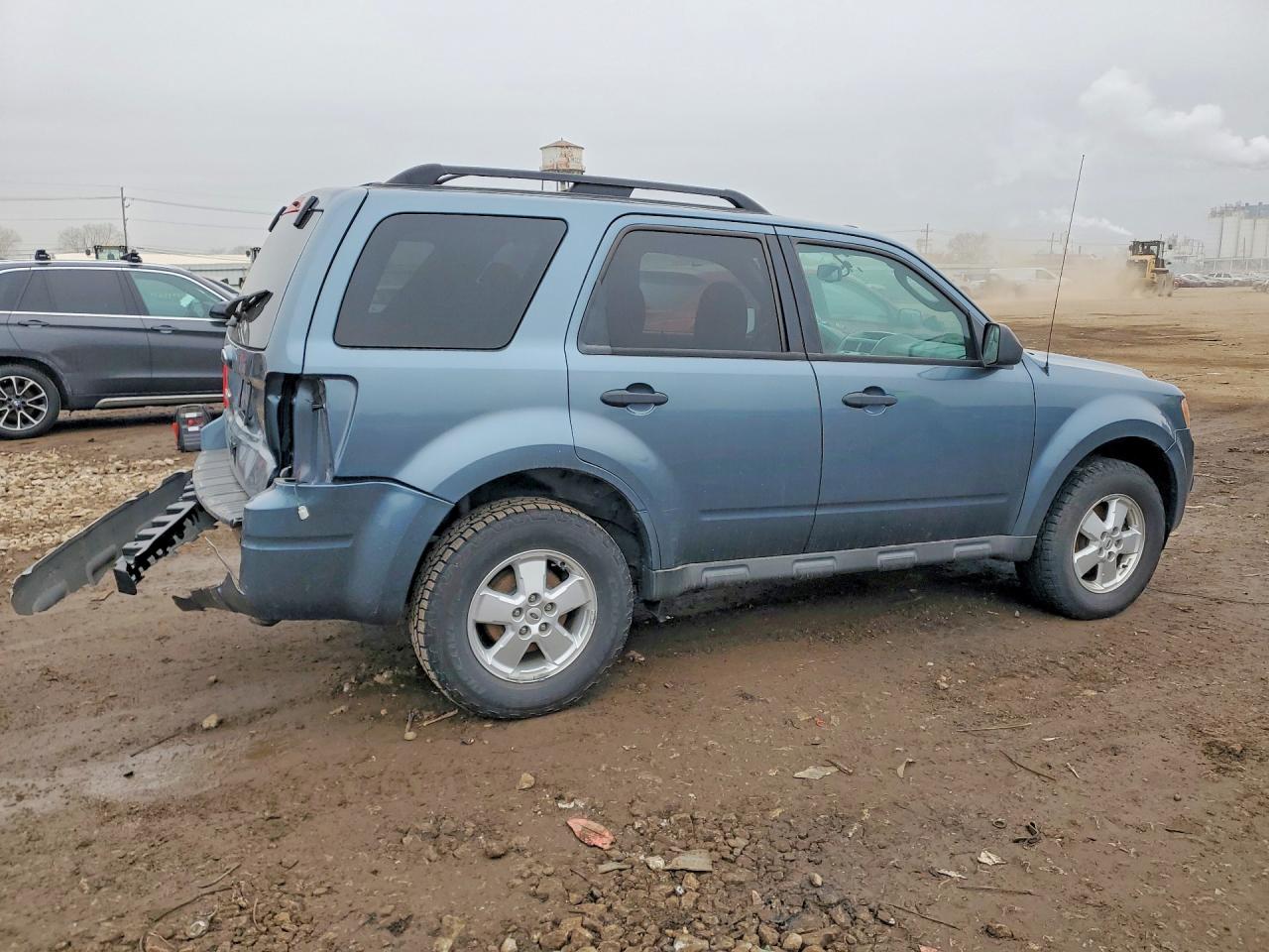 2012 FORD ESCAPE photo 5
