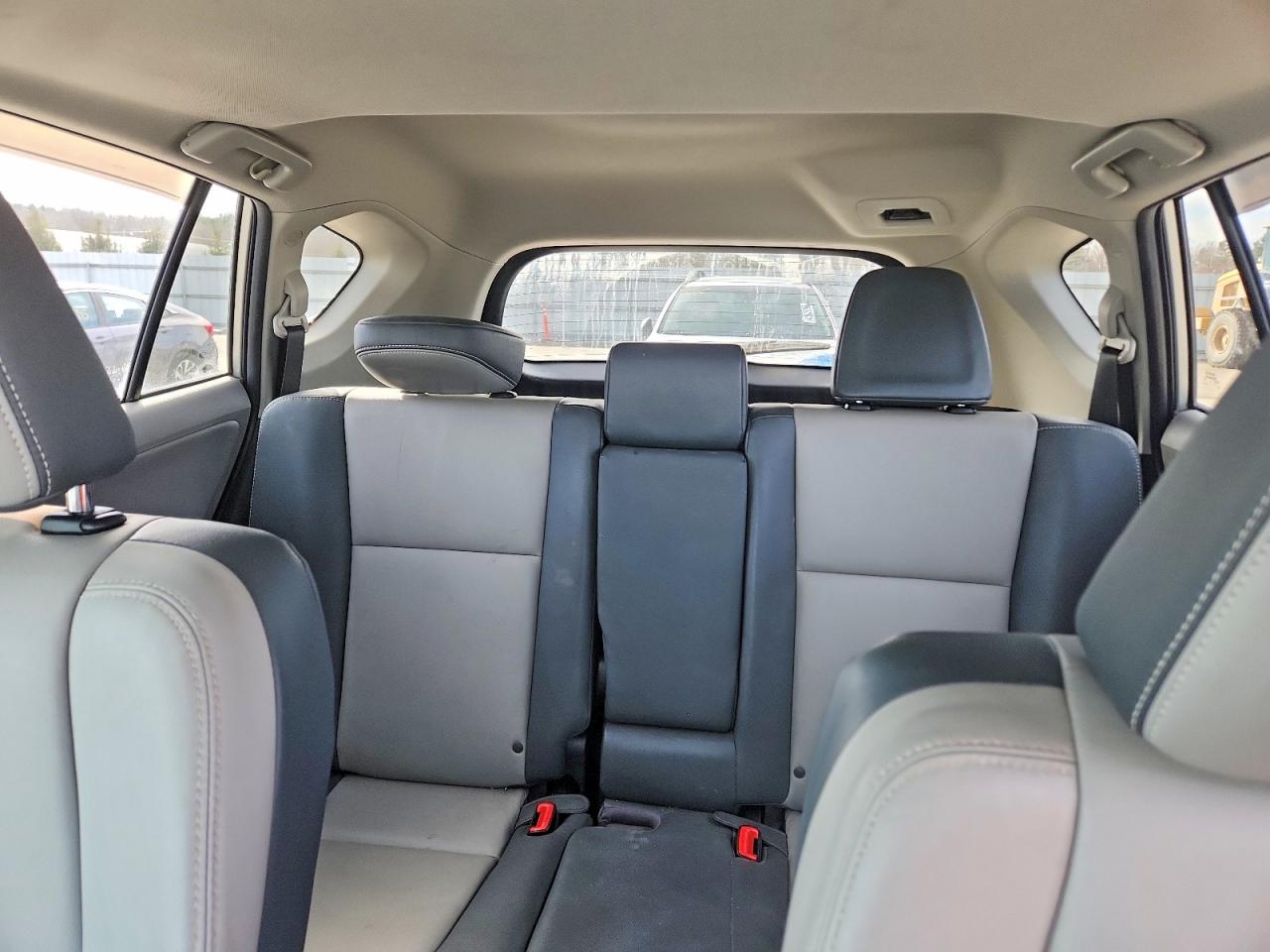 2013 TOYOTA RAV4 LIMITED photo 10