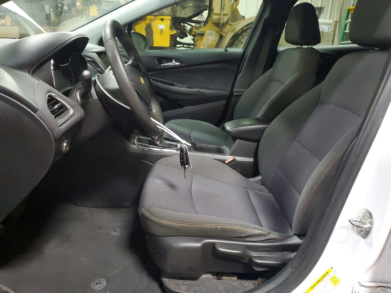 2019 CHEVROLET CRUZE LS photo 7
