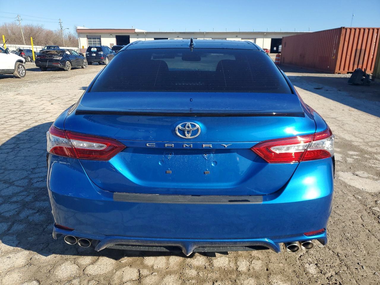2020 TOYOTA CAMRY XSE photo 6