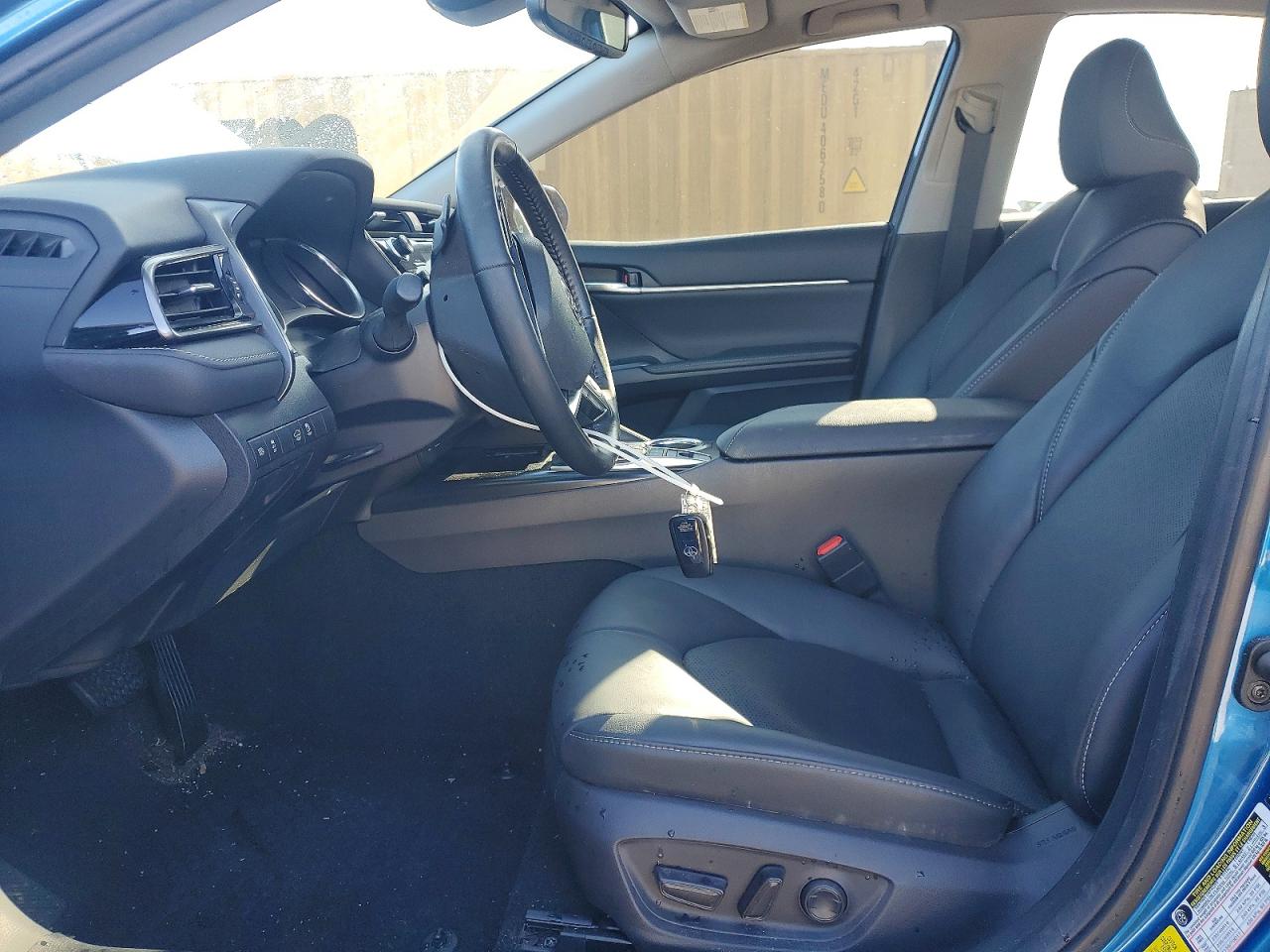 2020 TOYOTA CAMRY XSE photo 7
