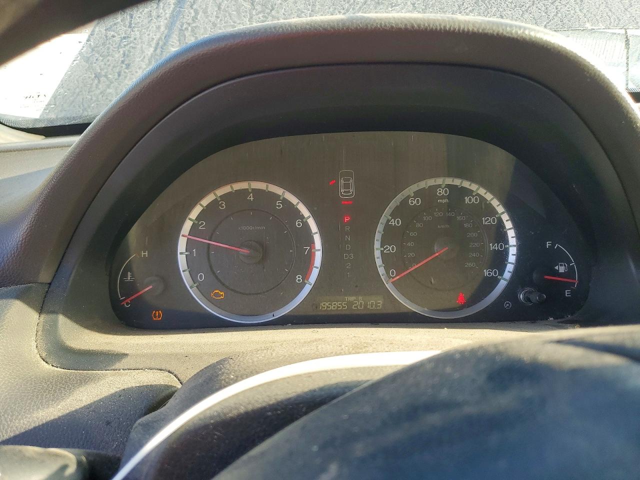 2010 HONDA ACCORD LX photo 17