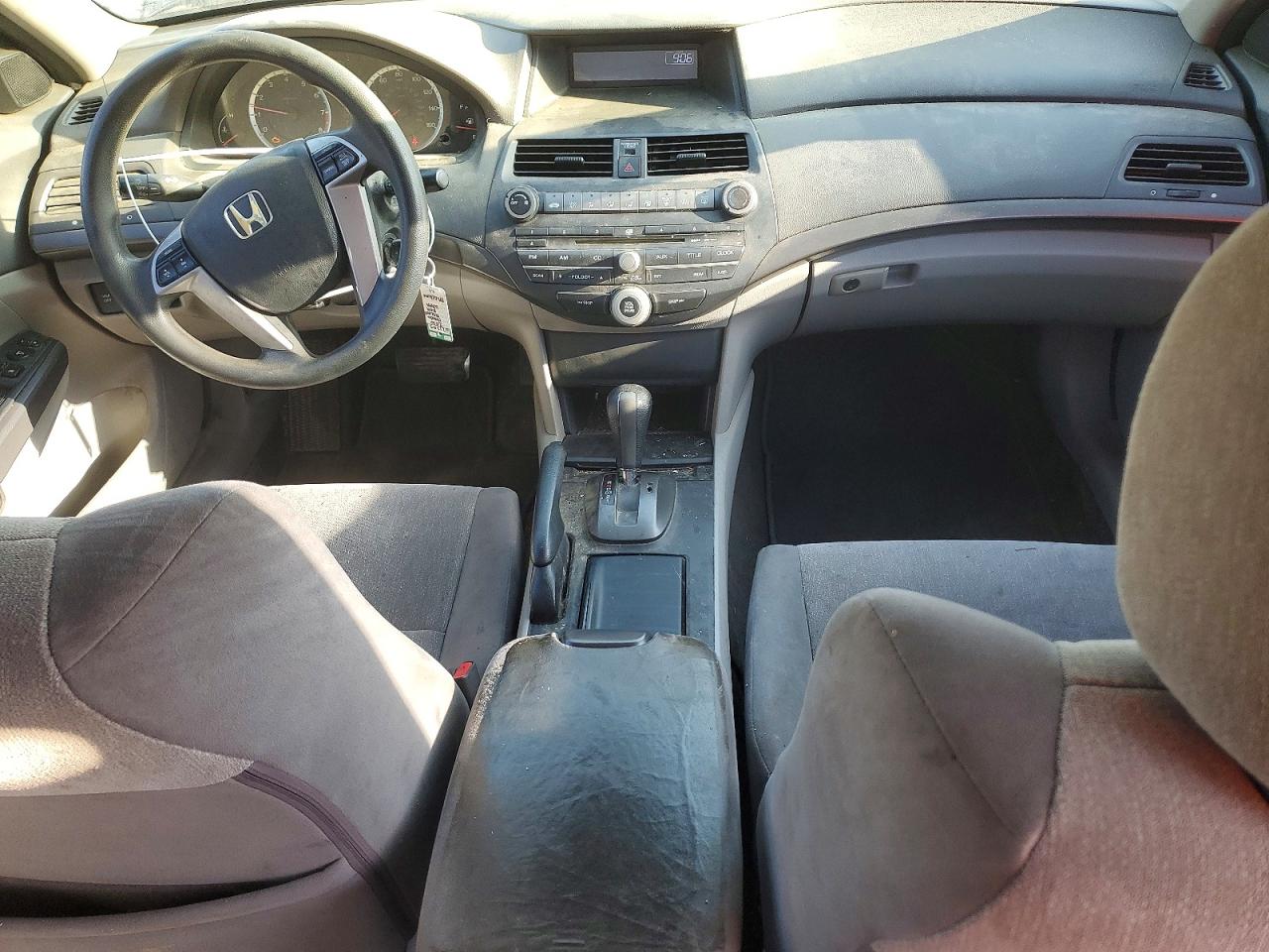 2010 HONDA ACCORD LX photo 15