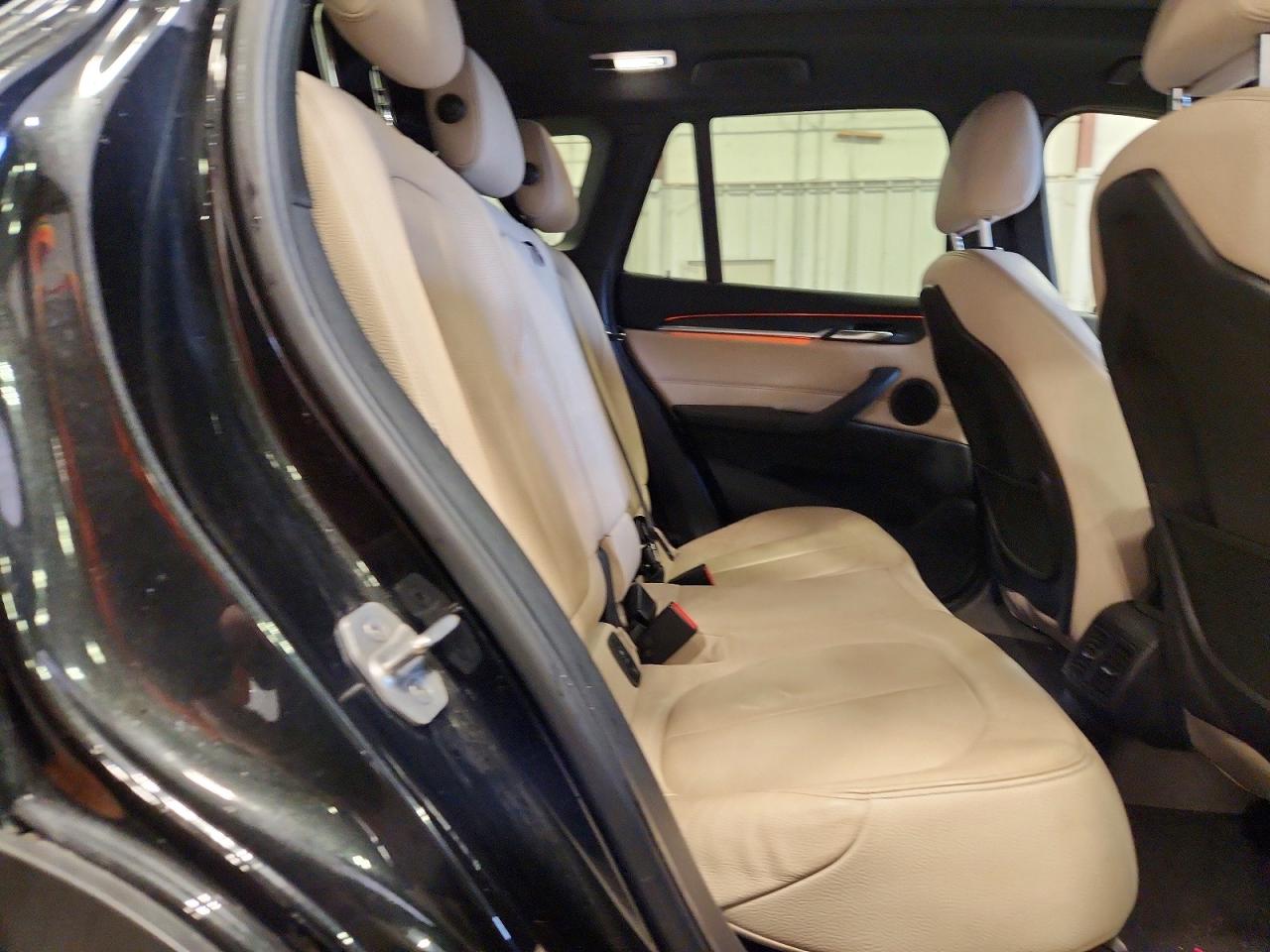 2016 BMW X1 XDRIVE28I photo 19