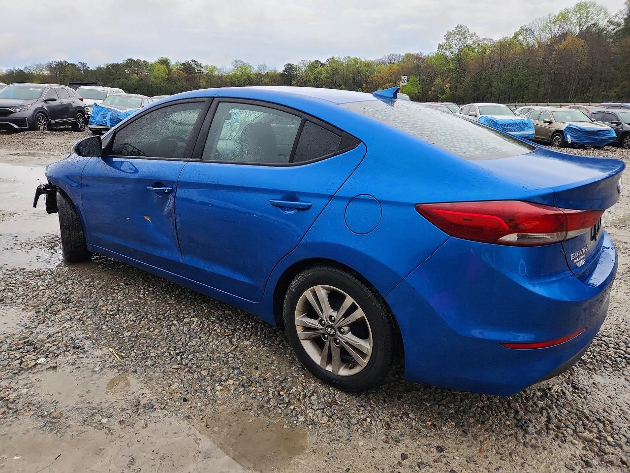 2017 HYUNDAI ELANTRA SE photo 2