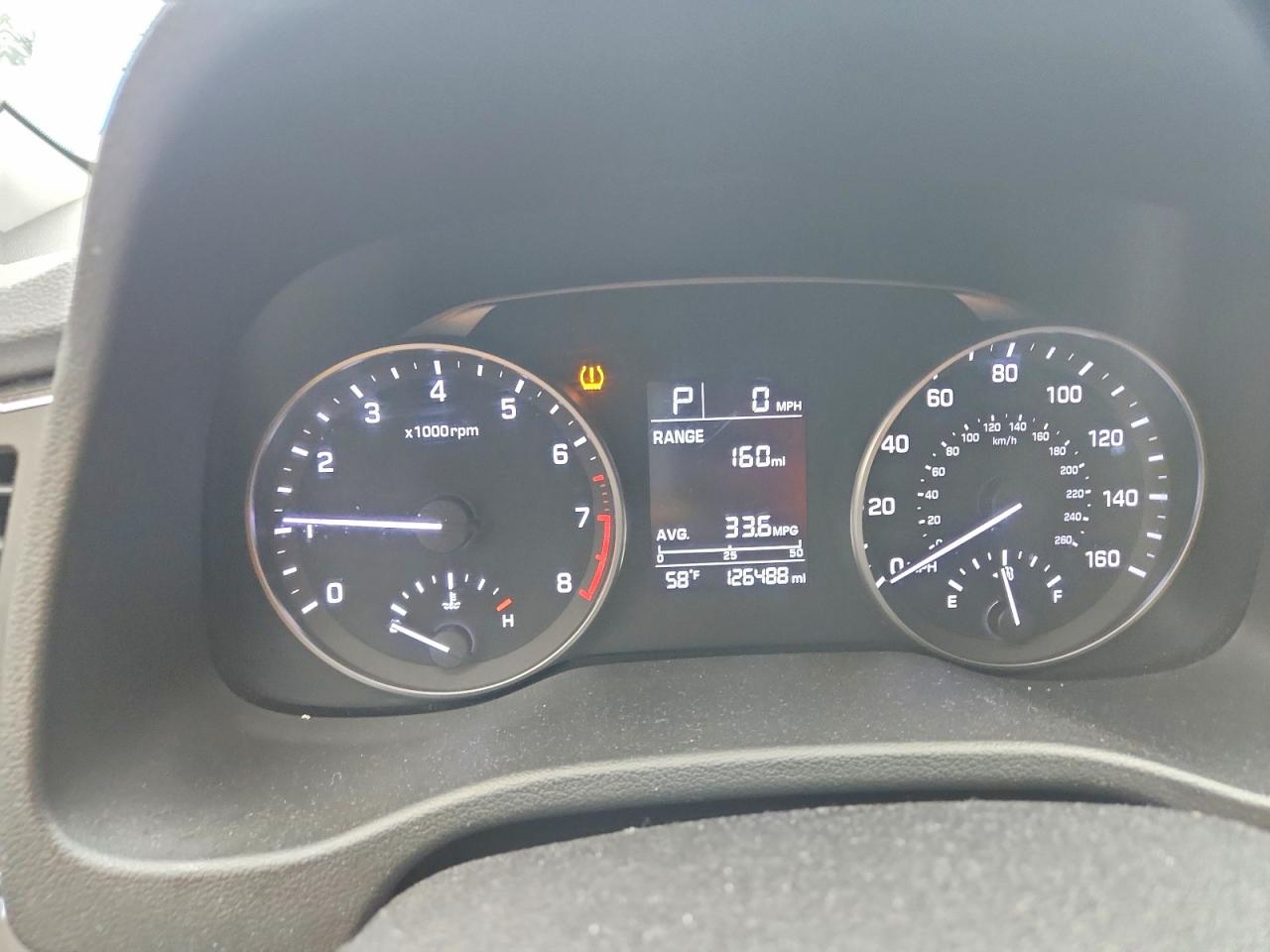 2017 HYUNDAI ELANTRA SE photo 9