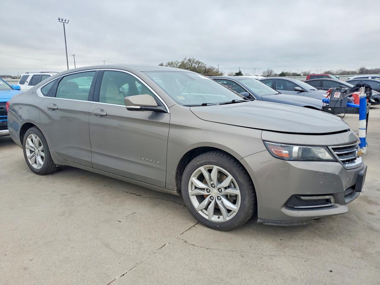 2018 CHEVROLET IMPALA LT photo 10