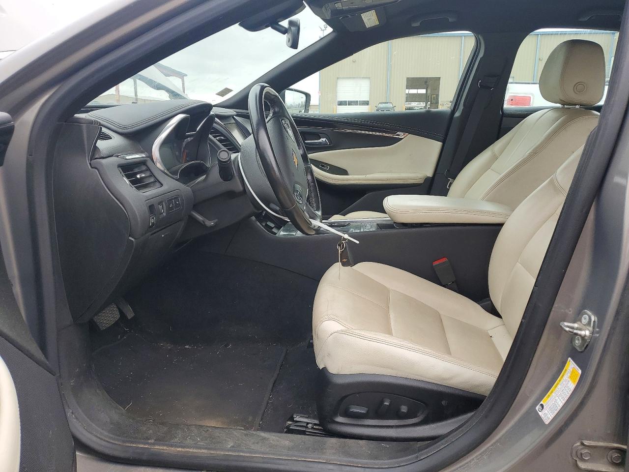 2018 CHEVROLET IMPALA LT photo 19