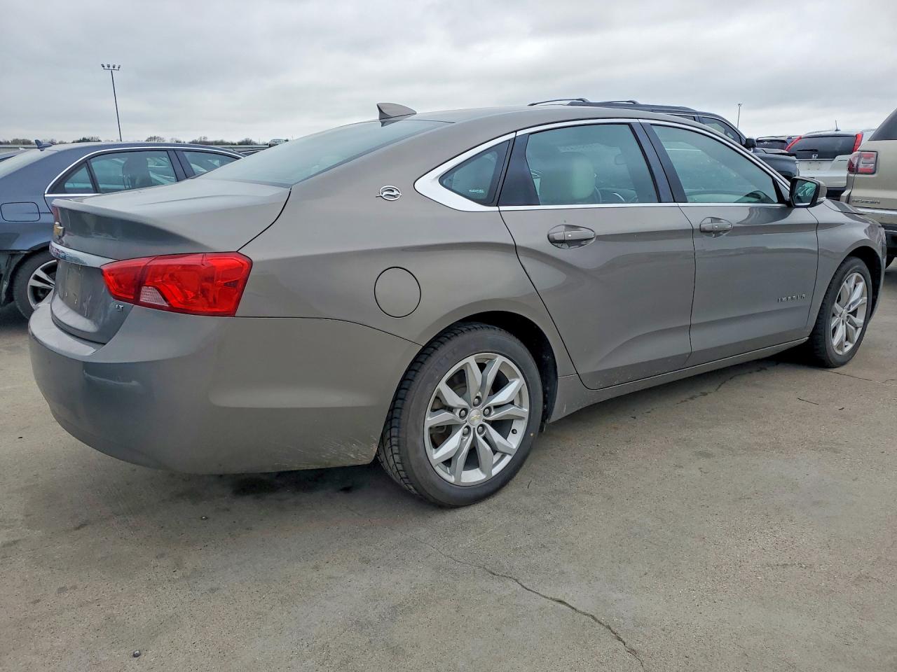 2018 CHEVROLET IMPALA LT photo 7