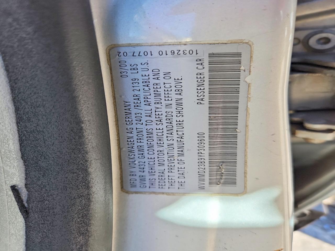 2000 VOLKSWAGEN PASSAT GLS photo 12