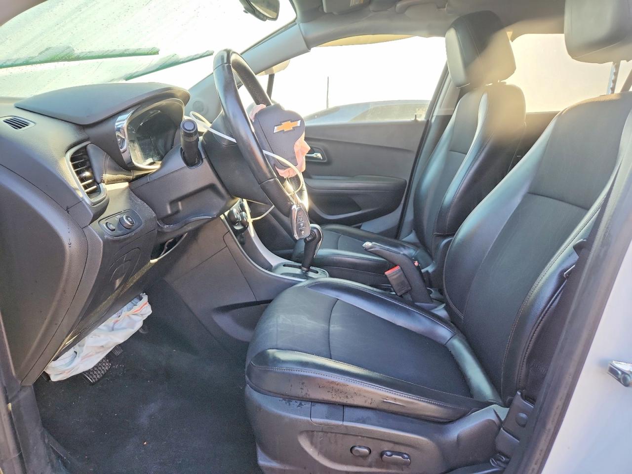 2018 CHEVROLET TRAX 1LT photo 7