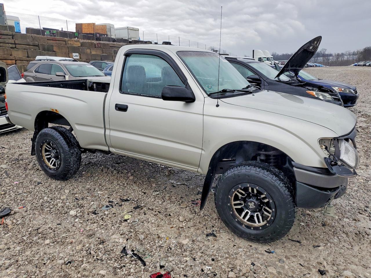 2001 TOYOTA TACOMA BASE photo 7