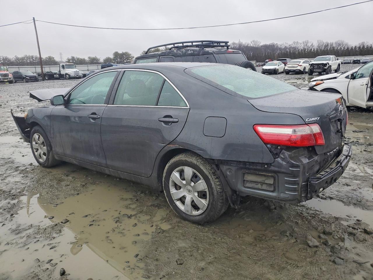 2007 TOYOTA CAMRY LE photo 2