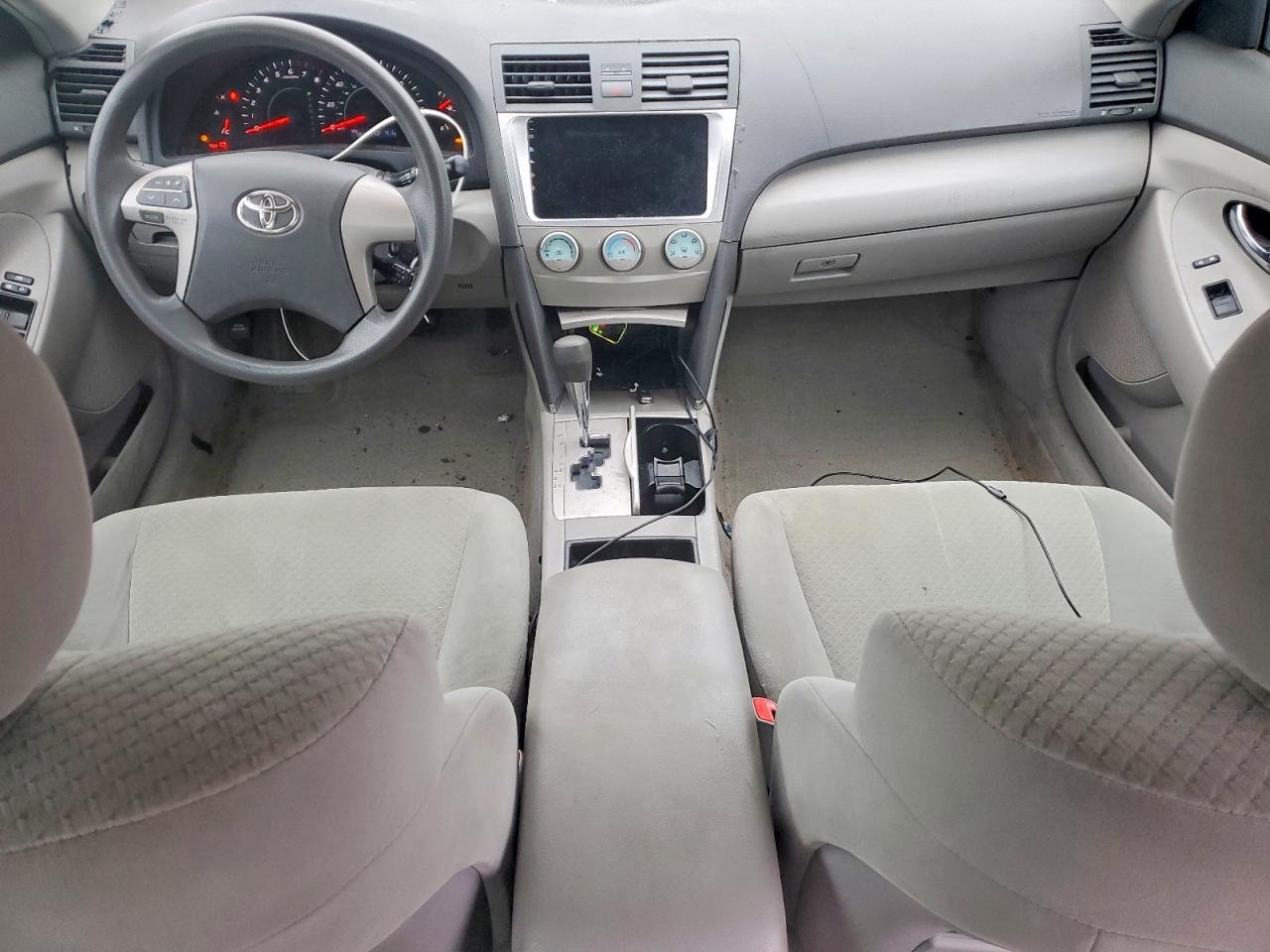 2007 TOYOTA CAMRY LE photo 8