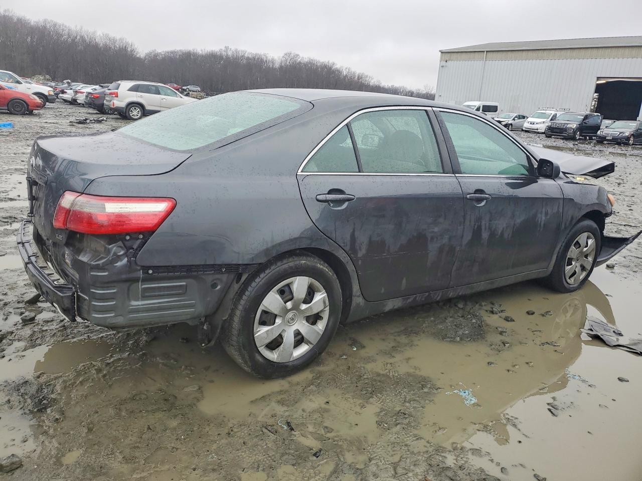 2007 TOYOTA CAMRY LE photo 3