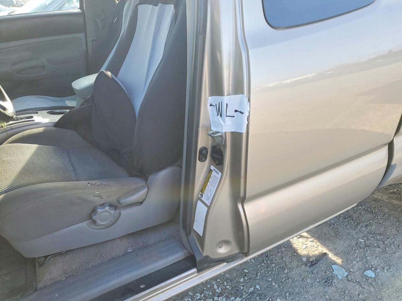 2006 TOYOTA TACOMA PRERUNNER V6 photo 12