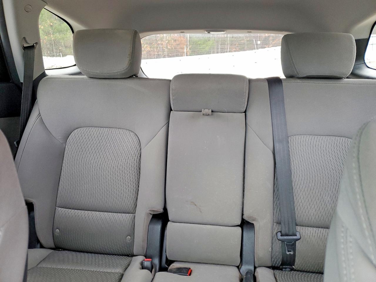 2016 HYUNDAI SANTA FE SE photo 10