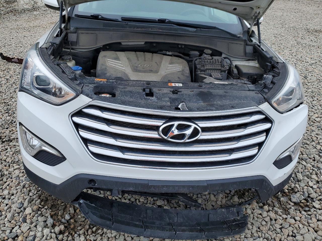 2016 HYUNDAI SANTA FE SE photo 12
