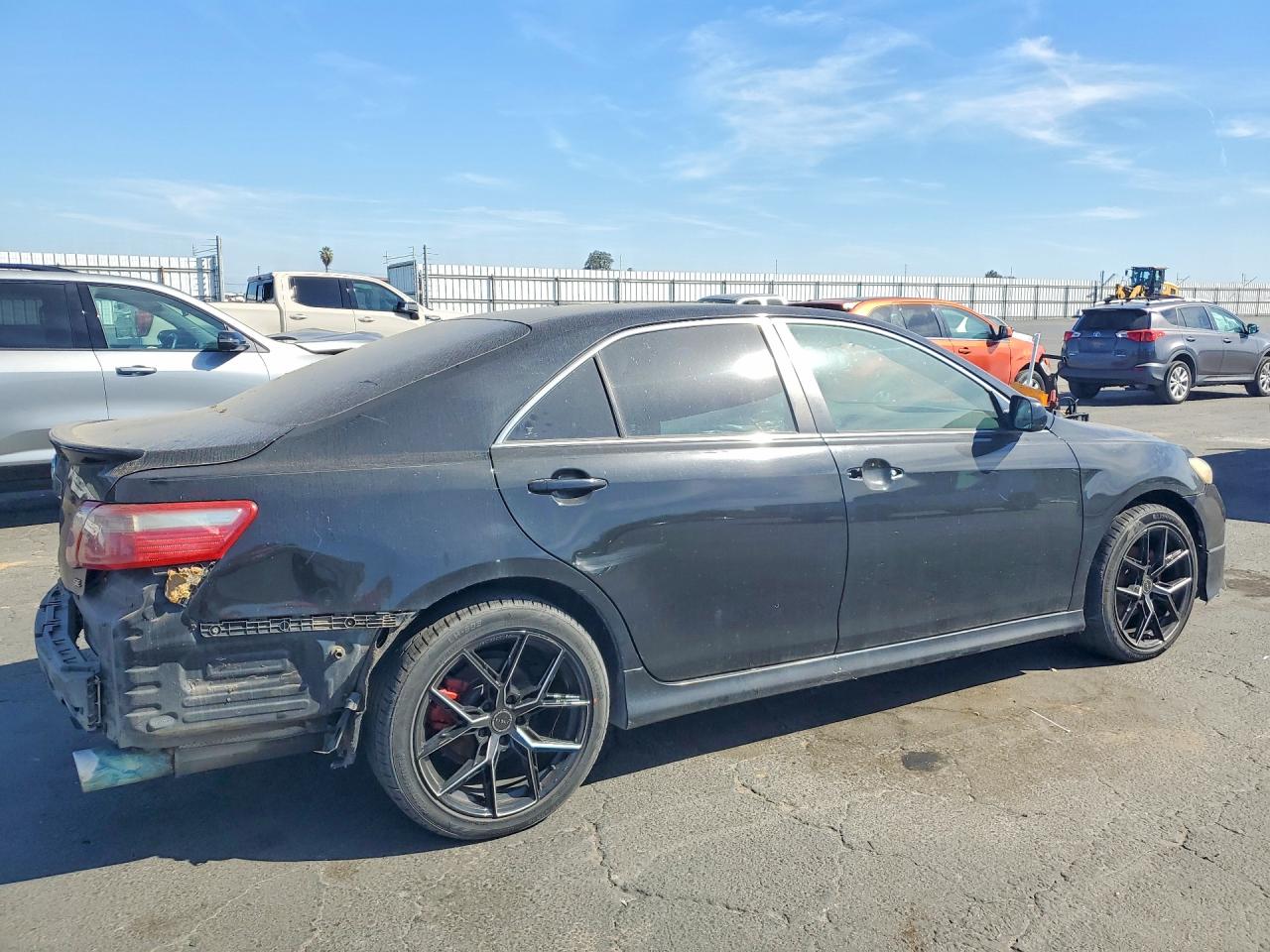 2008 TOYOTA CAMRY SE photo 3