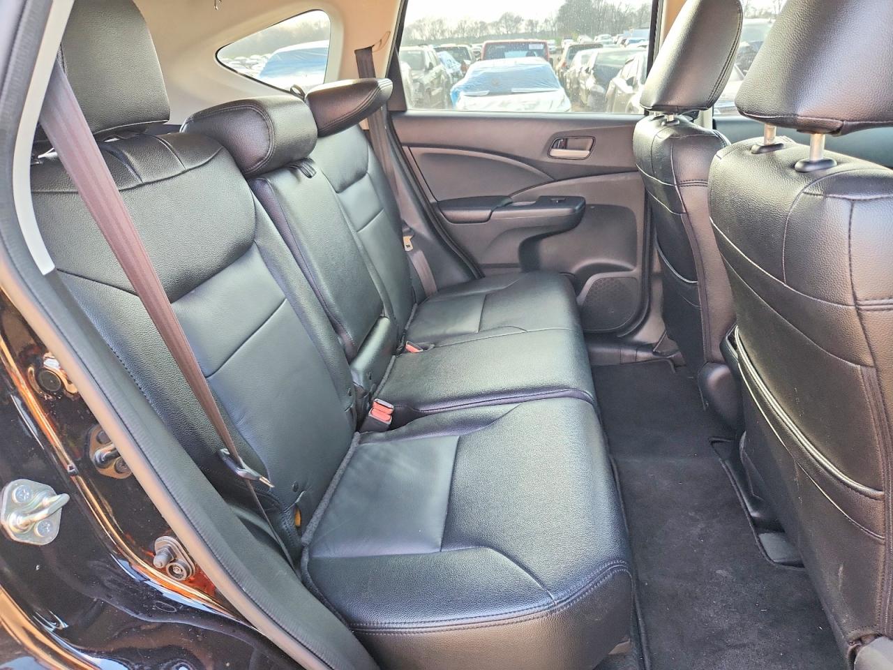 2016 HONDA CR-V LX photo 31