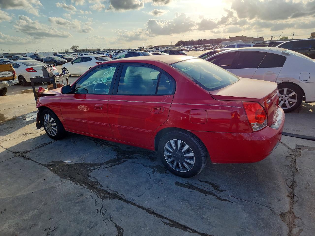 2004 HYUNDAI ELANTRA GLS photo 3