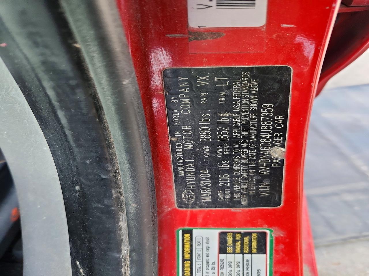 2004 HYUNDAI ELANTRA GLS photo 23