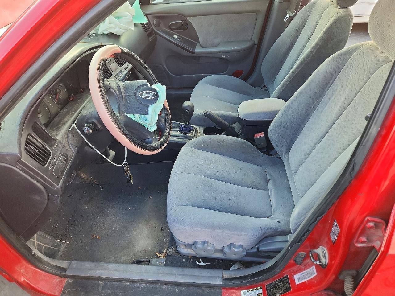 2004 HYUNDAI ELANTRA GLS photo 13