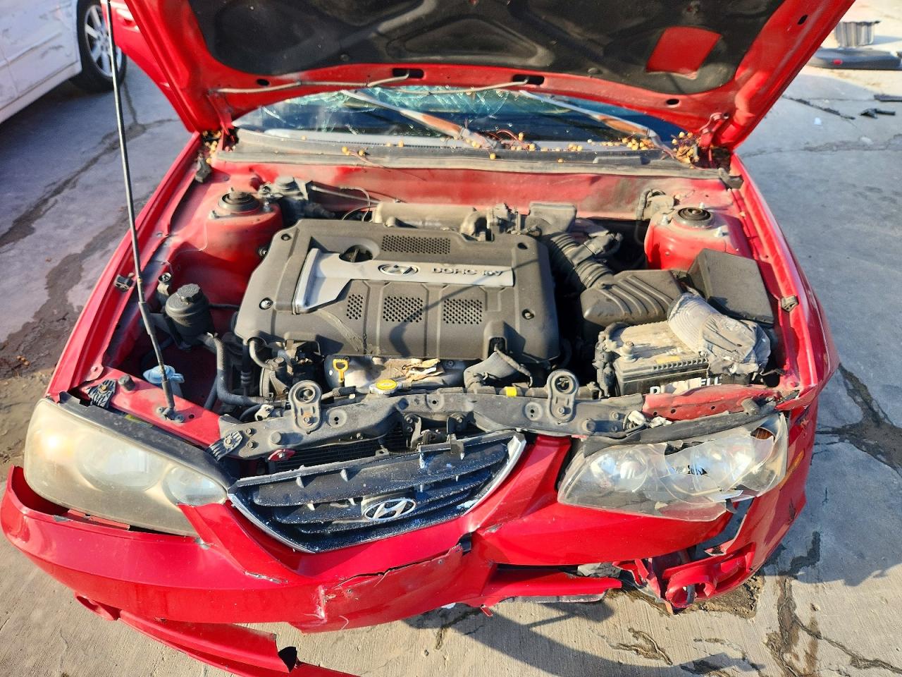 2004 HYUNDAI ELANTRA GLS photo 21