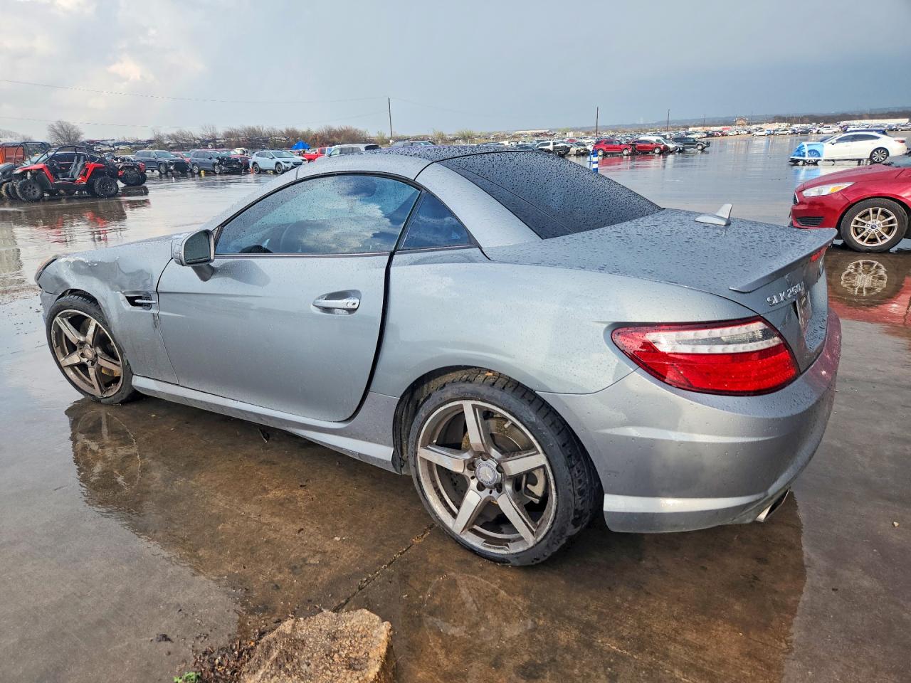 2015 MERCEDES-BENZ SLK 250 photo 3