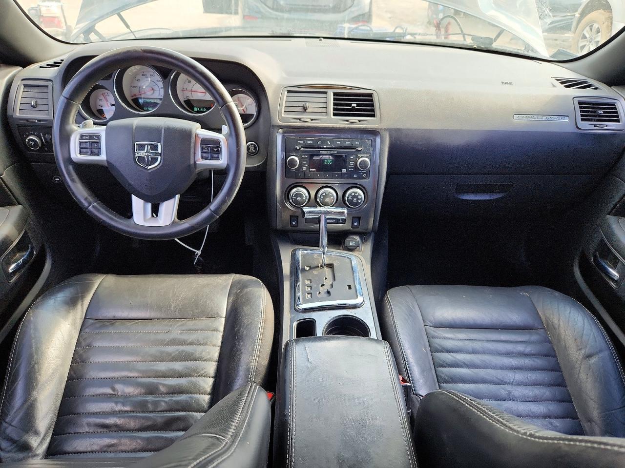 2013 DODGE CHALLENGER SXT photo 15