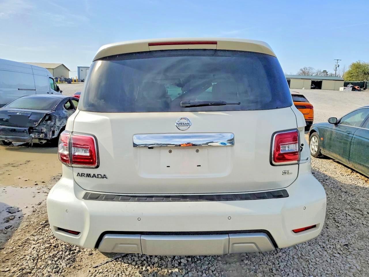 2018 NISSAN ARMADA SL photo 16