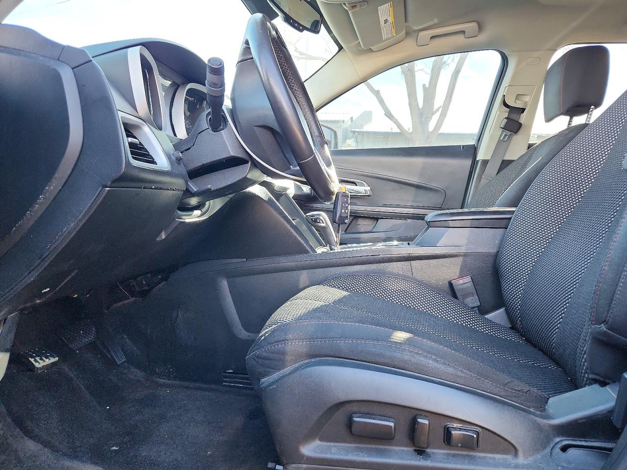 2015 CHEVROLET EQUINOX LT photo 13