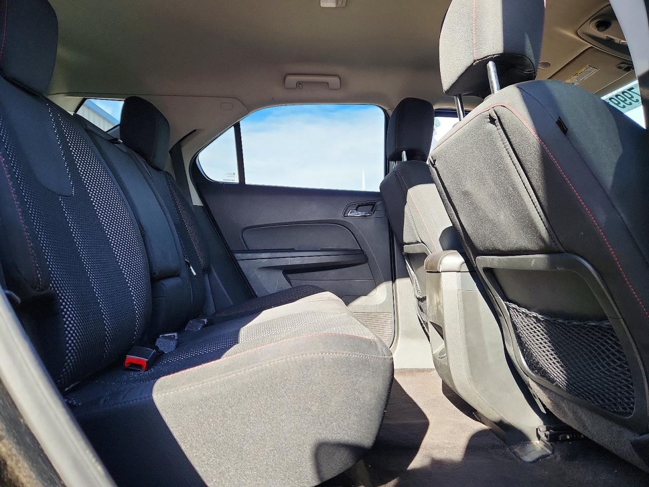 2015 CHEVROLET EQUINOX LT photo 19