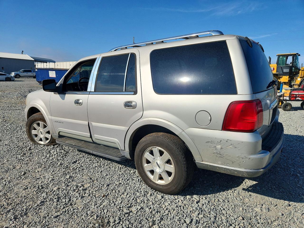 2003 LINCOLN NAVIGATOR photo 3