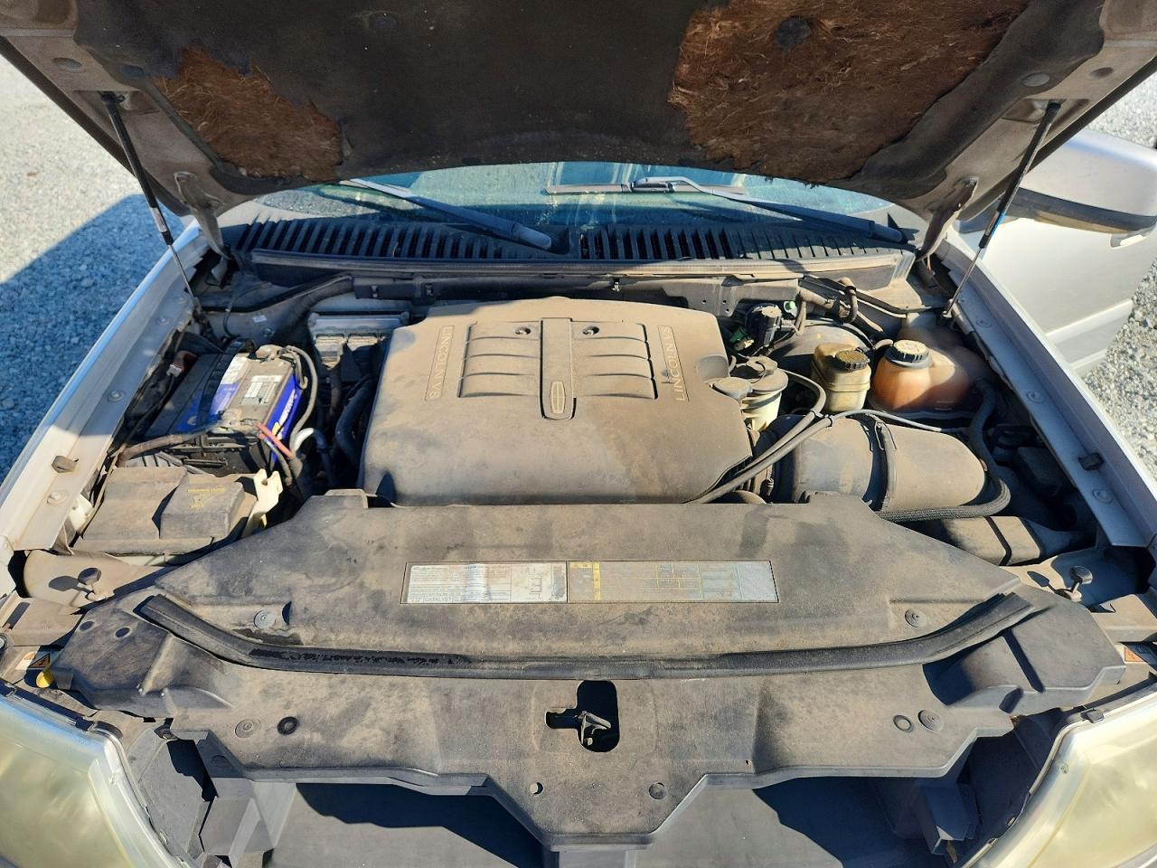 2003 LINCOLN NAVIGATOR photo 23