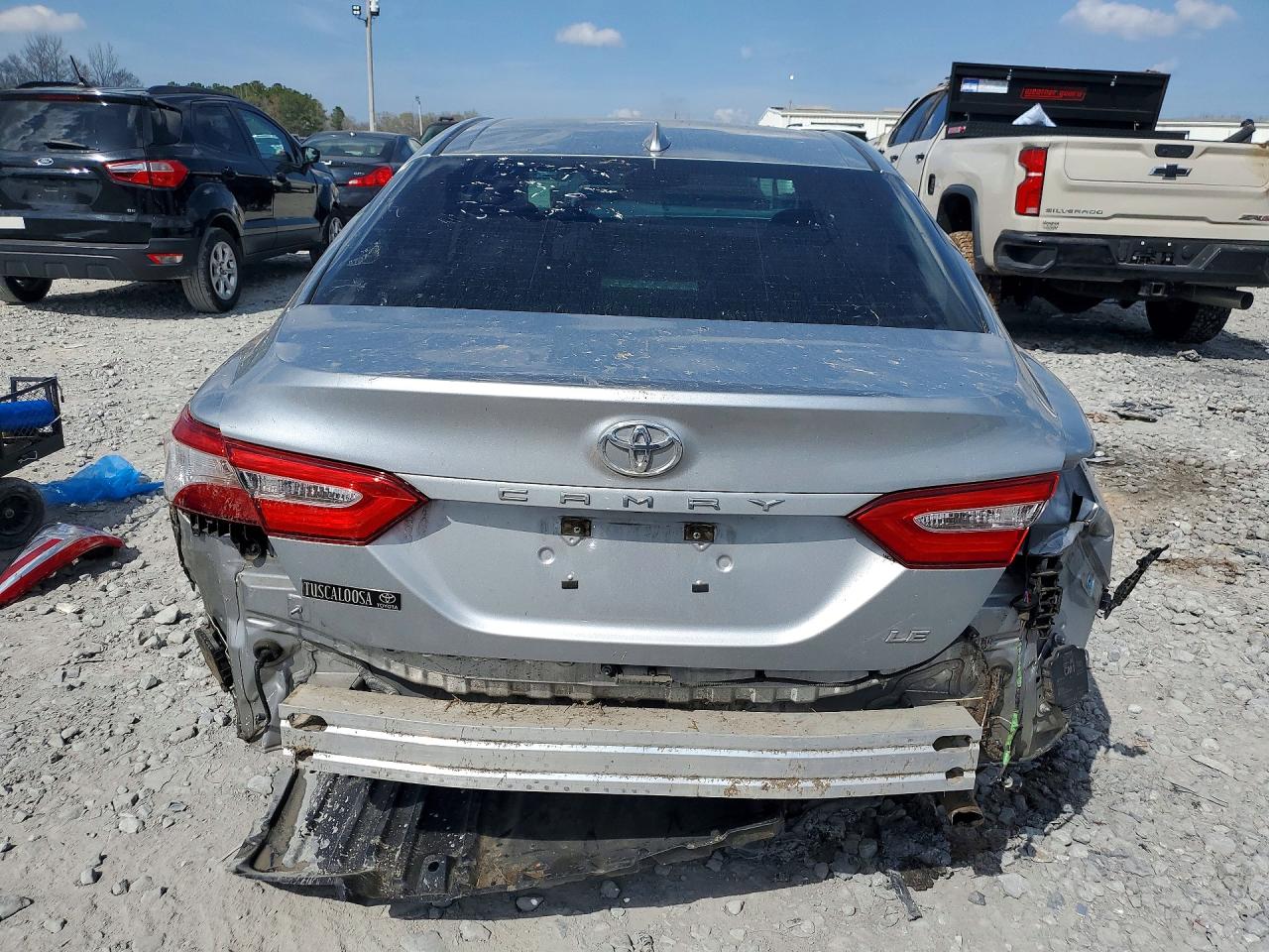 2019 TOYOTA CAMRY LE photo 11