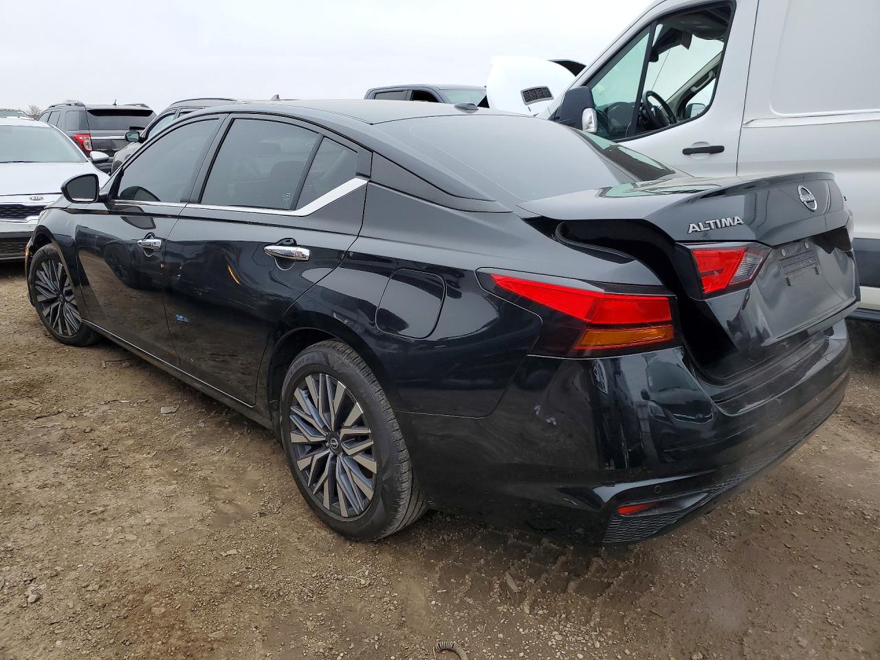 2024 NISSAN ALTIMA 2.5 SV photo 2