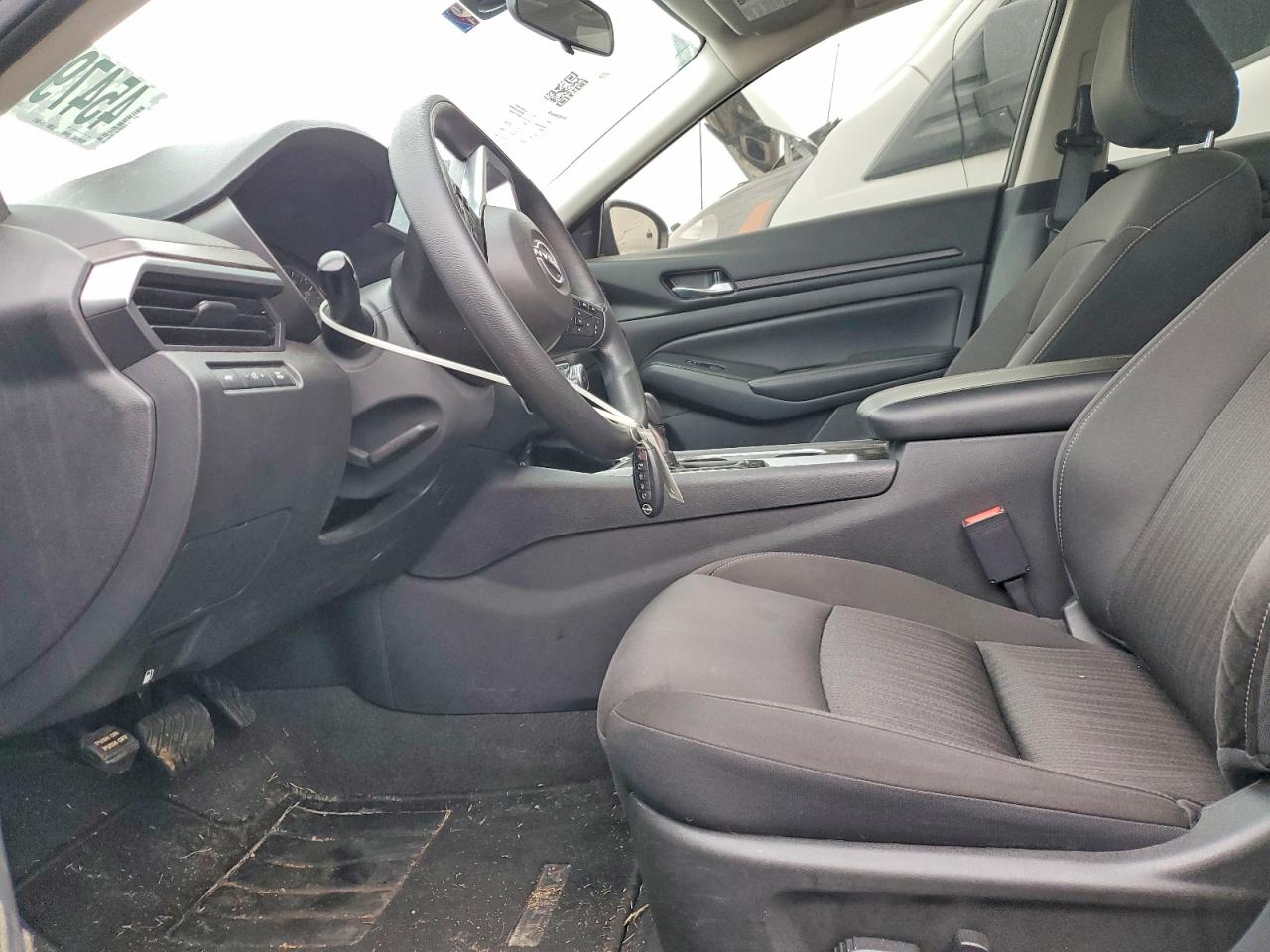 2024 NISSAN ALTIMA 2.5 SV photo 7